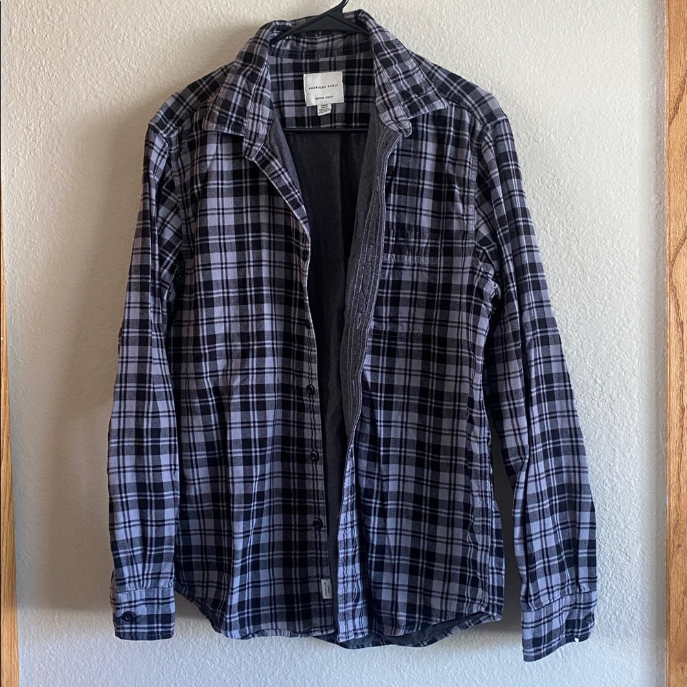 American Eagle Plaid Button-Up Shirt